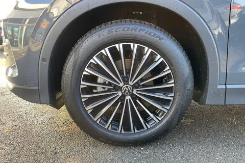 DC25NHU Volkswagen Tiguan 1.5 eTSI 150 Match 5dr DSG Thumbnail #14