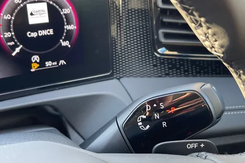 DC25NHU Volkswagen Tiguan 1.5 eTSI 150 Match 5dr DSG Thumbnail #24