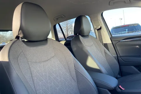 DC25NHU Volkswagen Tiguan 1.5 eTSI 150 Match 5dr DSG Thumbnail #25