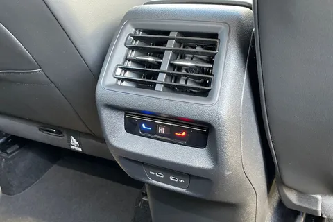 DC25NHU Volkswagen Tiguan 1.5 eTSI 150 Match 5dr DSG Thumbnail #38