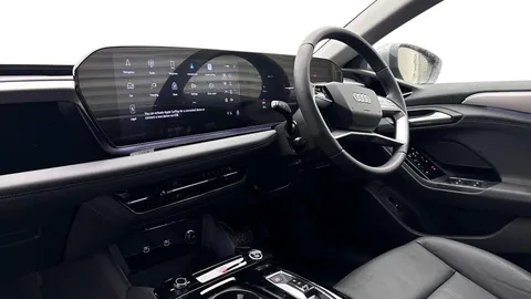 DC25LOF Audi A6 E-Tron Avant 100kWh Performance Sport Auto 5dr Thumbnail #2