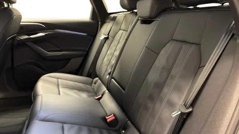 DC25LOF Audi A6 E-Tron Avant 100kWh Performance Sport Auto 5dr Thumbnail #7