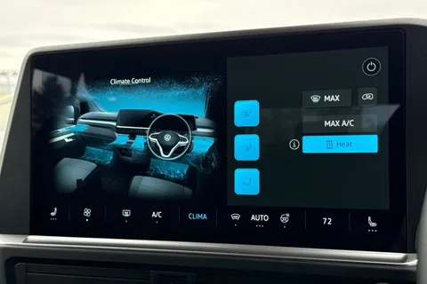 KW75NCJ Volkswagen E-Transporter 286PS 65kWh Commerce Pro Kombi Van Auto Thumbnail #23