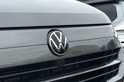 KW75NCJ Volkswagen E-Transporter 286PS 65kWh Commerce Pro Kombi Van Auto Thumbnail #32