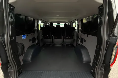 KW75NCJ Volkswagen E-Transporter 286PS 65kWh Commerce Pro Kombi Van Auto Thumbnail #43