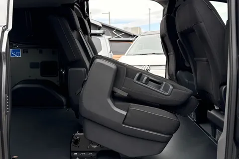 KW75NCJ Volkswagen E-Transporter 286PS 65kWh Commerce Pro Kombi Van Auto Thumbnail #51