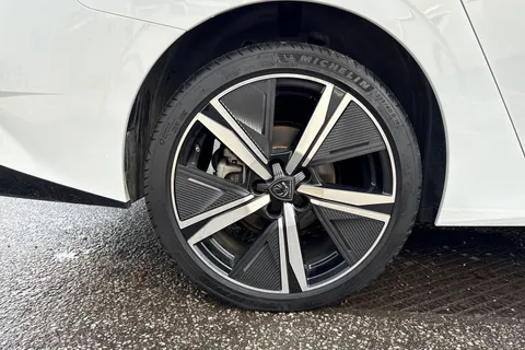 KM25VWR PEUGEOT 308 SW 1.2 HYBRID GT e-DSC6 Euro 6 (s/s) 5dr Thumbnail #11