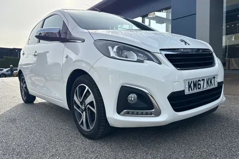 26 of 52 for PEUGEOT 108 1.2 PureTech Allure Top! Euro 6 5dr