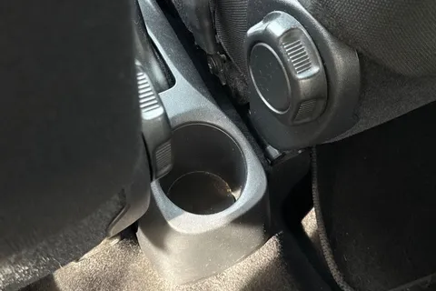 32 of 52 for PEUGEOT 108 1.2 PureTech Allure Top! Euro 6 5dr