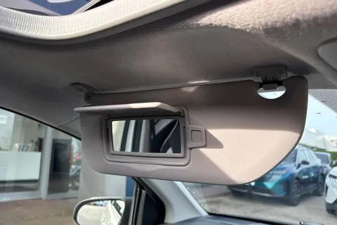 44 of 52 for PEUGEOT 108 1.2 PureTech Allure Top! Euro 6 5dr