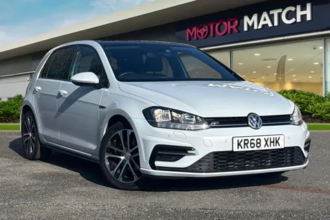 KR68XHK Volkswagen Golf 1.5 TSI EVO R-Line Euro 6 (s/s) 5dr Thumbnail #2