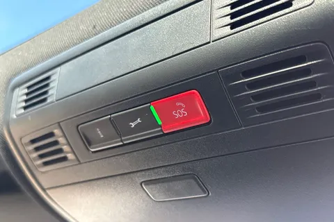 KR68XHK Volkswagen Golf 1.5 TSI EVO R-Line Euro 6 (s/s) 5dr Thumbnail #43