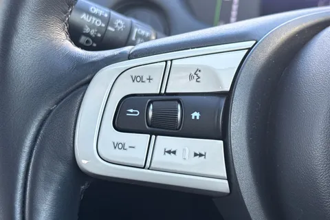 DK23VLS Honda Jazz 1.5 h i-MMD EX eCVT Euro 6 (s/s) 5dr Thumbnail #37