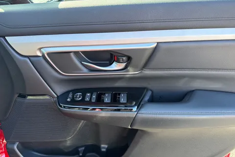 HX70YYD Honda CR-V 2.0 i-MMD Hybrid SR 5dr eCVT Thumbnail #24