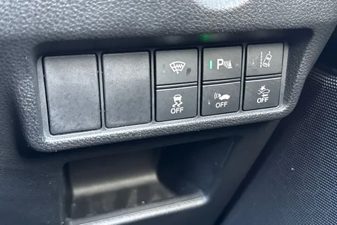 HX70YYD Honda CR-V 2.0 i-MMD Hybrid SR 5dr eCVT Thumbnail #36