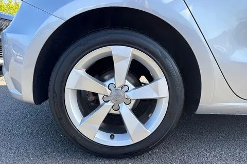 DP17FZA Audi A1 1.4 TFSI Sport Sportback Euro 6 (s/s) 5dr Thumbnail #12