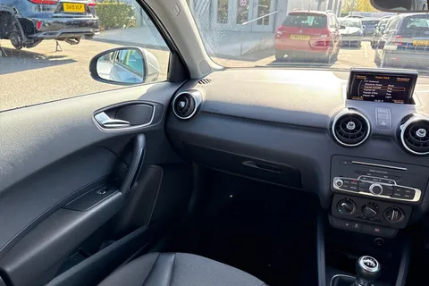 DP17FZA Audi A1 1.4 TFSI Sport Sportback Euro 6 (s/s) 5dr Thumbnail #21