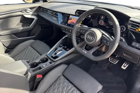 DG75WCZ Audi S3 Black Edition TFSI  333 PS S tronic Thumbnail #15