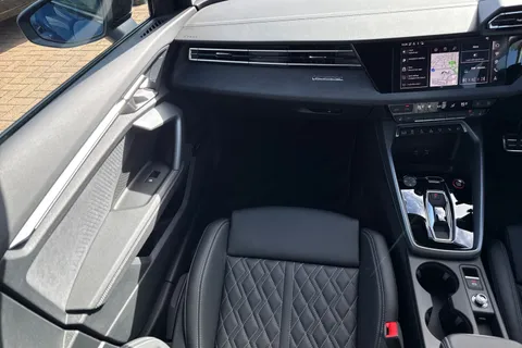 DG75WCZ Audi S3 Black Edition TFSI  333 PS S tronic Thumbnail #21