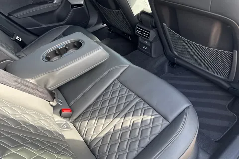 DG75WCZ Audi S3 Black Edition TFSI  333 PS S tronic Thumbnail #42