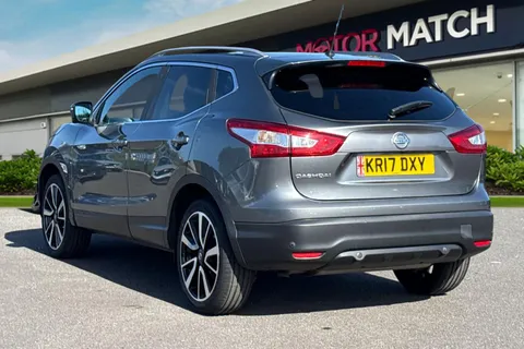 2 of 67 for Nissan Qashqai 1.5 dCi Tekna 2WD Euro 6 (s/s) 5dr