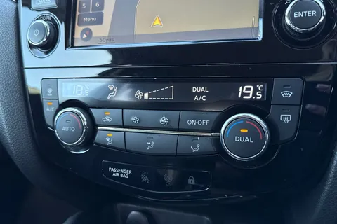 22 of 67 for Nissan Qashqai 1.5 dCi Tekna 2WD Euro 6 (s/s) 5dr