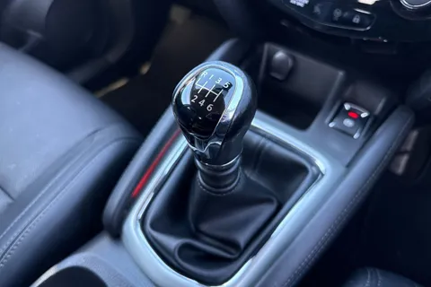 23 of 67 for Nissan Qashqai 1.5 dCi Tekna 2WD Euro 6 (s/s) 5dr