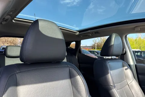 24 of 67 for Nissan Qashqai 1.5 dCi Tekna 2WD Euro 6 (s/s) 5dr