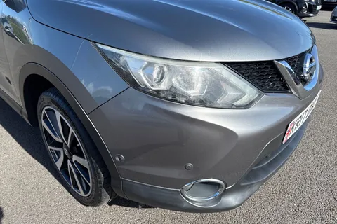 25 of 67 for Nissan Qashqai 1.5 dCi Tekna 2WD Euro 6 (s/s) 5dr