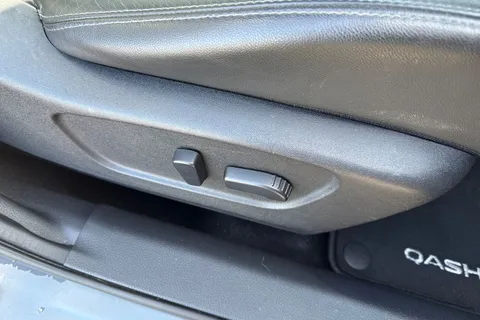 38 of 67 for Nissan Qashqai 1.5 dCi Tekna 2WD Euro 6 (s/s) 5dr