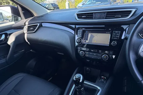 46 of 67 for Nissan Qashqai 1.5 dCi Tekna 2WD Euro 6 (s/s) 5dr