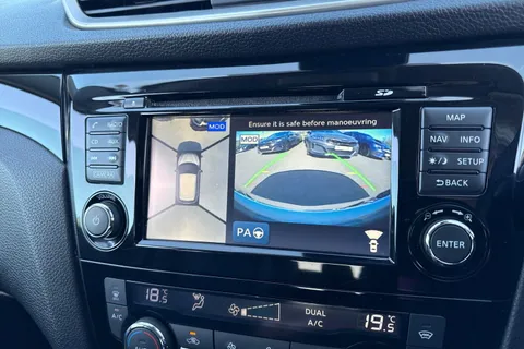 55 of 67 for Nissan Qashqai 1.5 dCi Tekna 2WD Euro 6 (s/s) 5dr