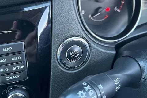 57 of 67 for Nissan Qashqai 1.5 dCi Tekna 2WD Euro 6 (s/s) 5dr