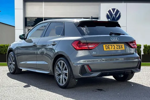 DE73ZBX Audi A1 1.0 TFSI 30 S line Sportback S Tronic Euro 6 (s/s) 5dr Thumbnail #3