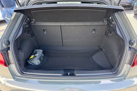 DE73ZBX Audi A1 1.0 TFSI 30 S line Sportback S Tronic Euro 6 (s/s) 5dr Thumbnail #7