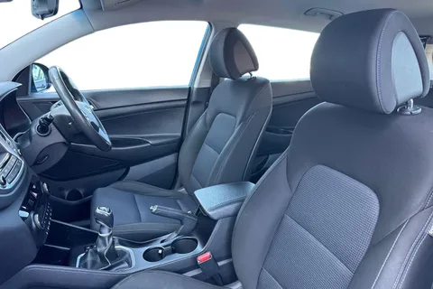 CA67OAS Hyundai Tucson 1.6 GDi Blue Drive SE Nav Euro 6 (s/s) 5dr Thumbnail #17