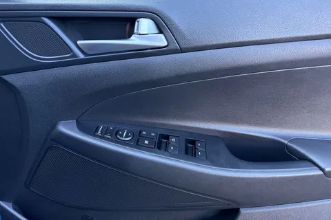 CA67OAS Hyundai Tucson 1.6 GDi Blue Drive SE Nav Euro 6 (s/s) 5dr Thumbnail #22