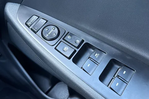 CA67OAS Hyundai Tucson 1.6 GDi Blue Drive SE Nav Euro 6 (s/s) 5dr Thumbnail #33