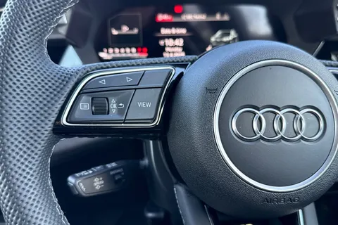 KR75GGA Audi S3 Black Edition TFSI  333 PS S tronic Thumbnail #31