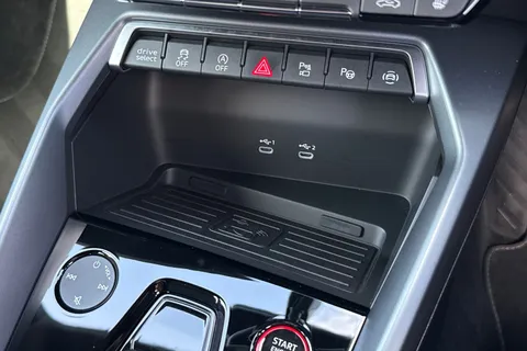 KR75GGA Audi S3 Black Edition TFSI  333 PS S tronic Thumbnail #35