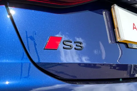KR75GGA Audi S3 Black Edition TFSI  333 PS S tronic Thumbnail #46