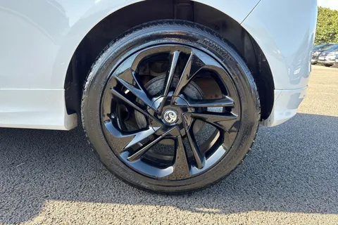 YE17GSV Vauxhall Corsa 1.4i ecoFLEX Limited Edition Euro 6 3dr Thumbnail #13