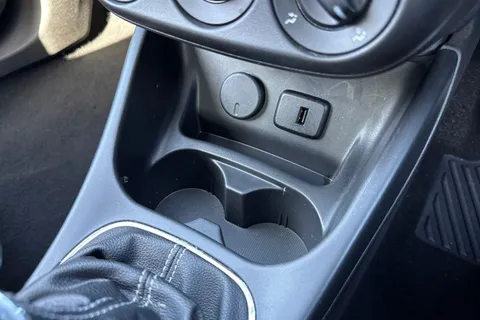 YE17GSV Vauxhall Corsa 1.4i ecoFLEX Limited Edition Euro 6 3dr Thumbnail #57