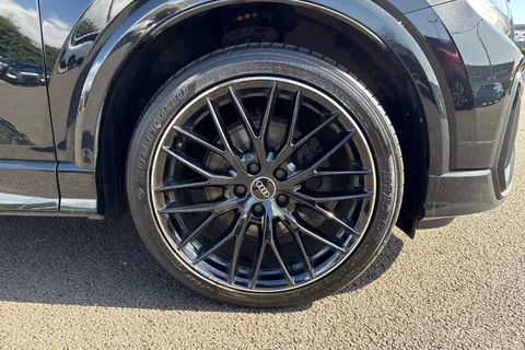 PX22NVT Audi Q2 1.5 TFSI CoD 35 Black Edition Euro 6 (s/s) 5dr Thumbnail #7