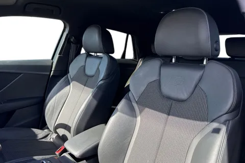 PX22NVT Audi Q2 1.5 TFSI CoD 35 Black Edition Euro 6 (s/s) 5dr Thumbnail #11