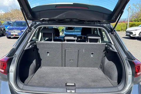 CF72PXL Volkswagen T-Roc 1.0 TSI Life Euro 6 (s/s) 5dr Thumbnail #11