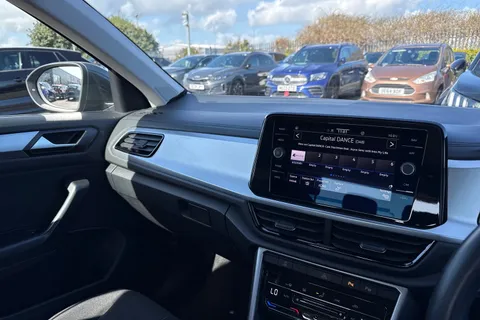 CF72PXL Volkswagen T-Roc 1.0 TSI Life Euro 6 (s/s) 5dr Thumbnail #13