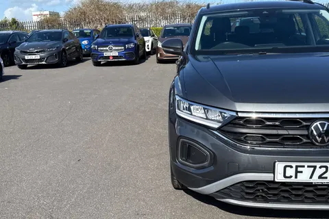 CF72PXL Volkswagen T-Roc 1.0 TSI Life Euro 6 (s/s) 5dr Thumbnail #26