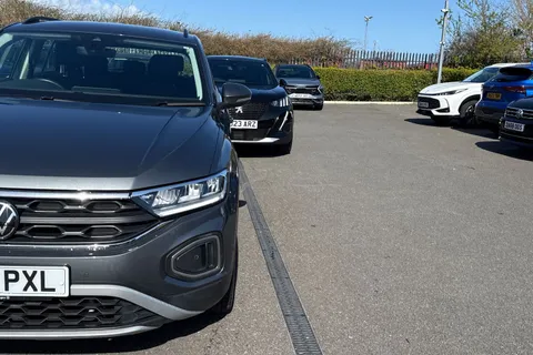 CF72PXL Volkswagen T-Roc 1.0 TSI Life Euro 6 (s/s) 5dr Thumbnail #27