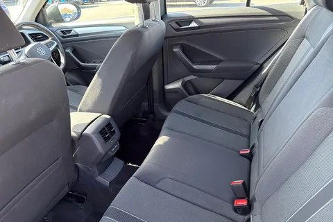 CF72PXL Volkswagen T-Roc 1.0 TSI Life Euro 6 (s/s) 5dr Thumbnail #32